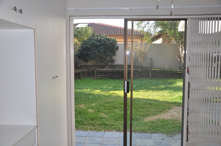 3 Bedroom Property for Sale in Bonza Bay Eastern Cape